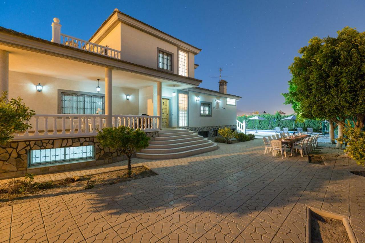 Villa Fidalsa Grand White House Tángel Exterior foto